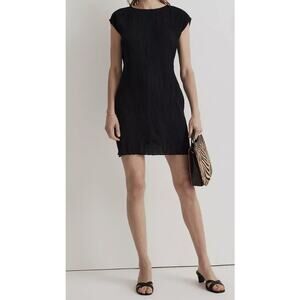 Madewell Dress Size 4 Black Plissé Mini Tee Sheath Minimalist Preppy Party NWT